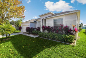 Four Bedroom Pool Home - 344 GL - VUSA
